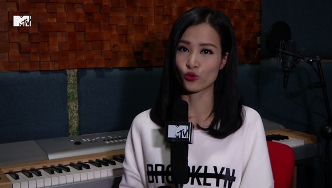 [MTV EMA 2016] Ca sĩ Đông Nhi chia sẻ về con đường sự nghiệp